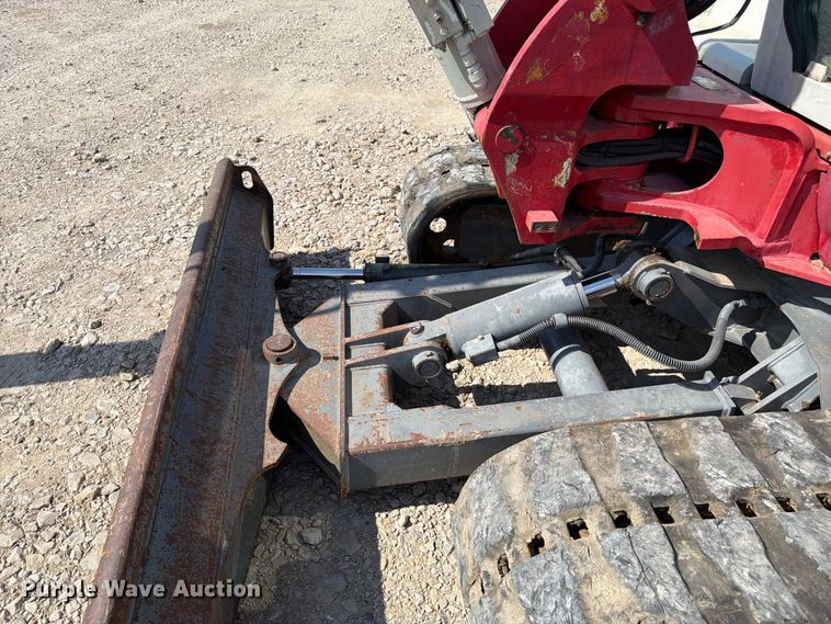 image for item FK3411 2010 Takeuchi TB250 mini excavator