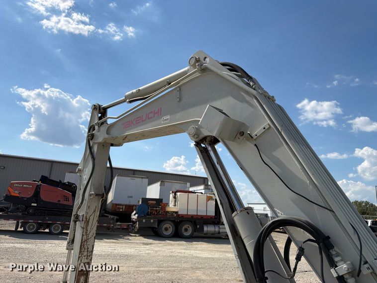 image for item FK3411 2010 Takeuchi TB250 mini excavator