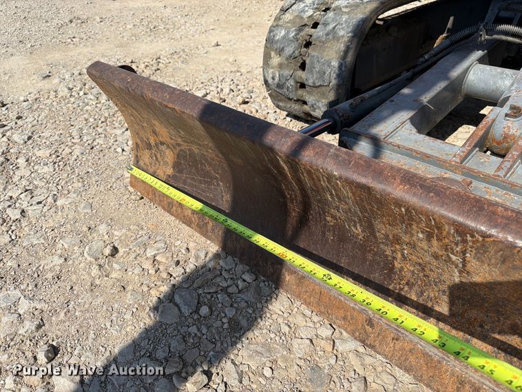 image for item FK3411 2010 Takeuchi TB250 mini excavator
