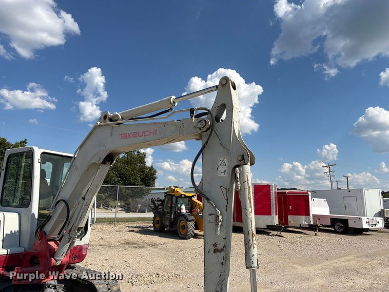 image for item FK3411 2010 Takeuchi TB250 mini excavator