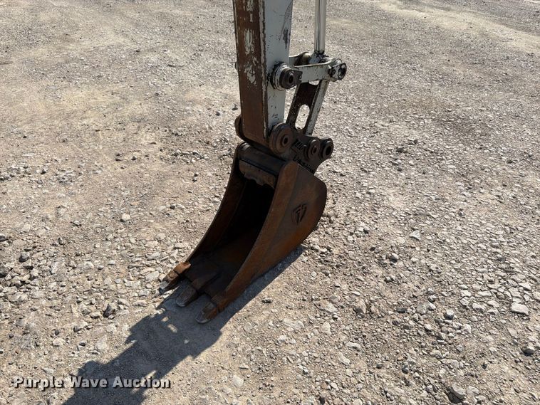 image for item FK3411 2010 Takeuchi TB250 mini excavator