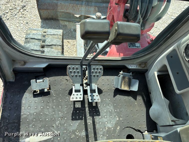 image for item FK3411 2010 Takeuchi TB250 mini excavator