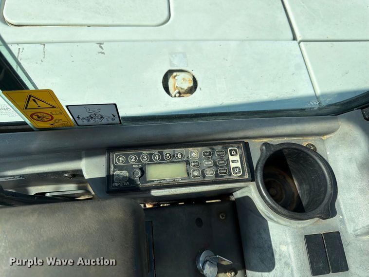 image for item FK3411 2010 Takeuchi TB250 mini excavator