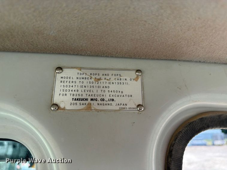 image for item FK3411 2010 Takeuchi TB250 mini excavator