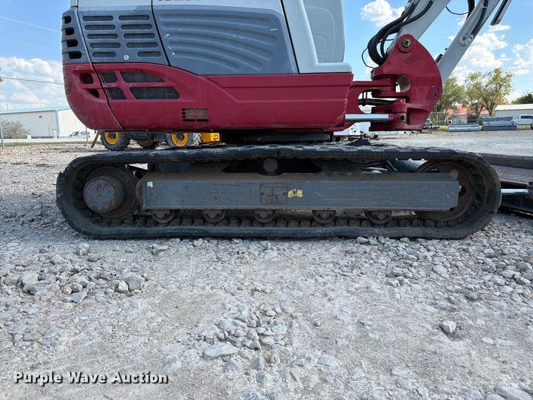 image for item FK3411 2010 Takeuchi TB250 mini excavator