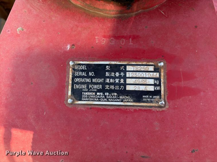image for item FK3411 2010 Takeuchi TB250 mini excavator