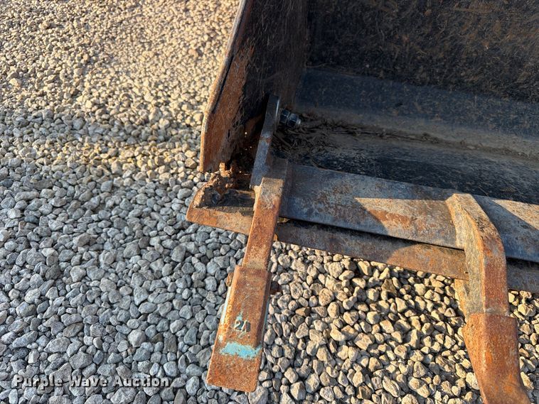 image for item FK3631 2018 Bobcat S550 skid steer loader