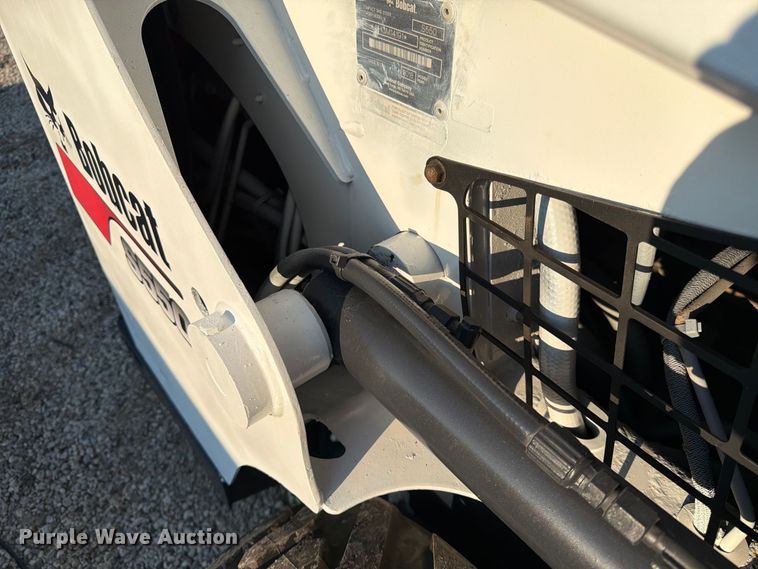 image for item FK3631 2018 Bobcat S550 skid steer loader