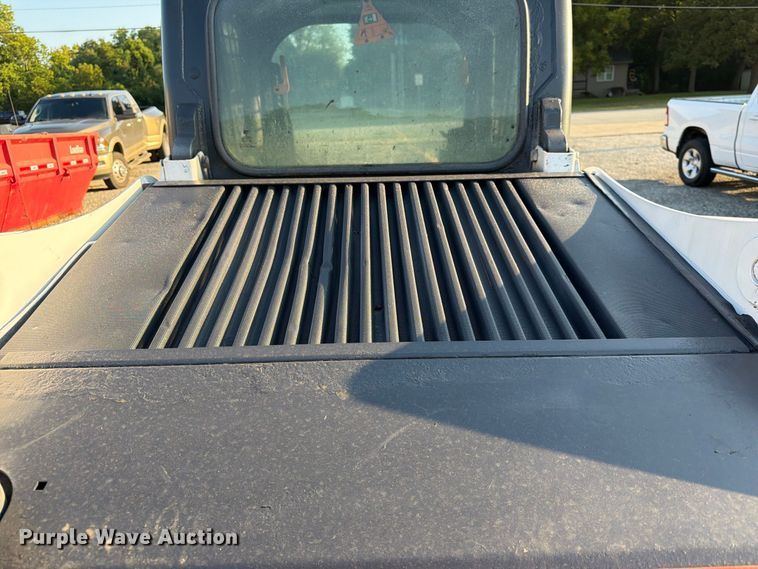 image for item FK3631 2018 Bobcat S550 skid steer loader
