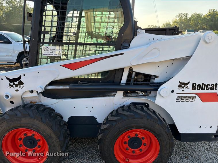 image for item FK3631 2018 Bobcat S550 skid steer loader