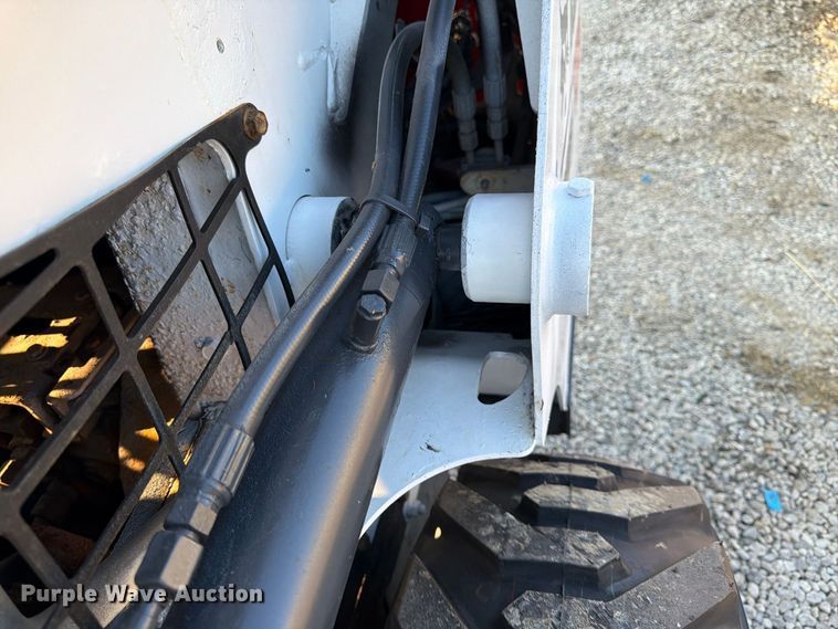 image for item FK3631 2018 Bobcat S550 skid steer loader