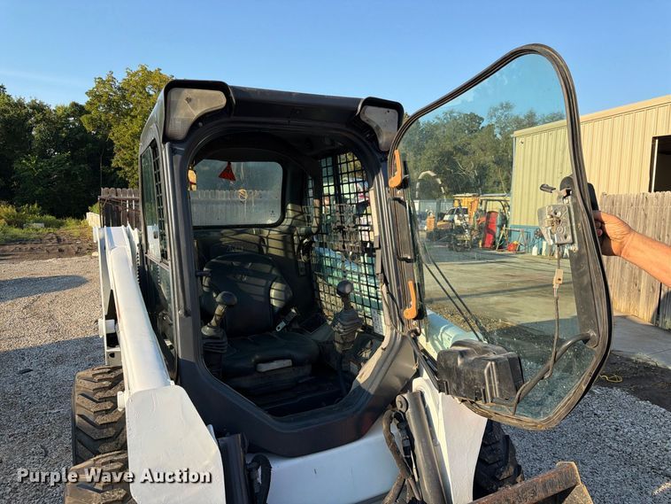 image for item FK3631 2018 Bobcat S550 skid steer loader