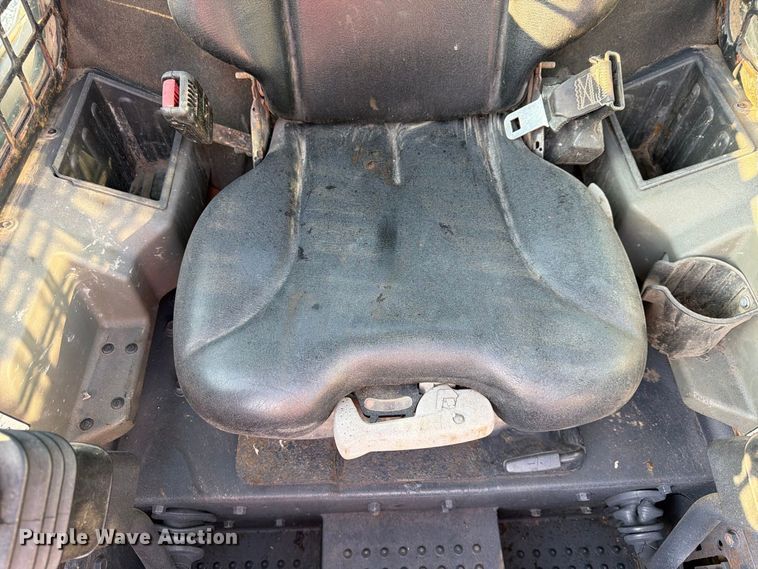 image for item FK3631 2018 Bobcat S550 skid steer loader