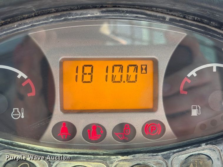 image for item FK3631 2018 Bobcat S550 skid steer loader