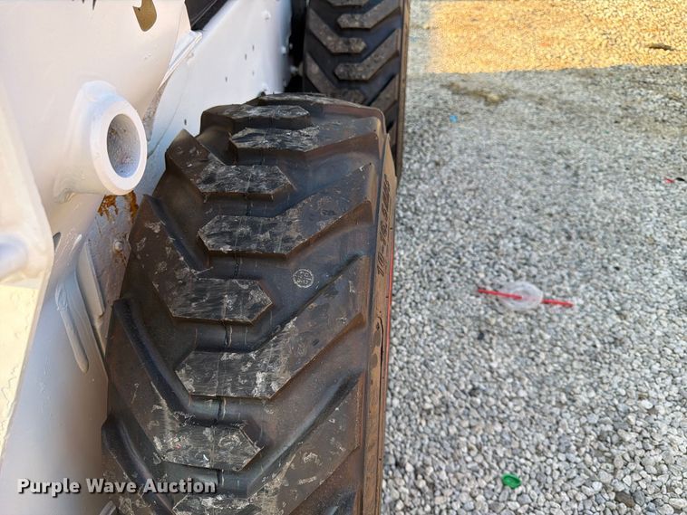 image for item FK3631 2018 Bobcat S550 skid steer loader