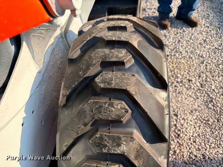 image for item FK3631 2018 Bobcat S550 skid steer loader