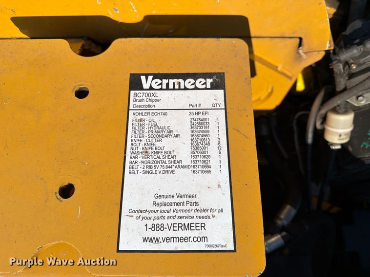 image for item FK3633 2021 Vermeer BC700XL wood chipper