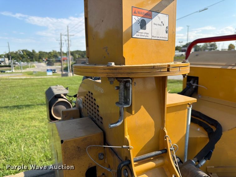 image for item FK3633 2021 Vermeer BC700XL wood chipper