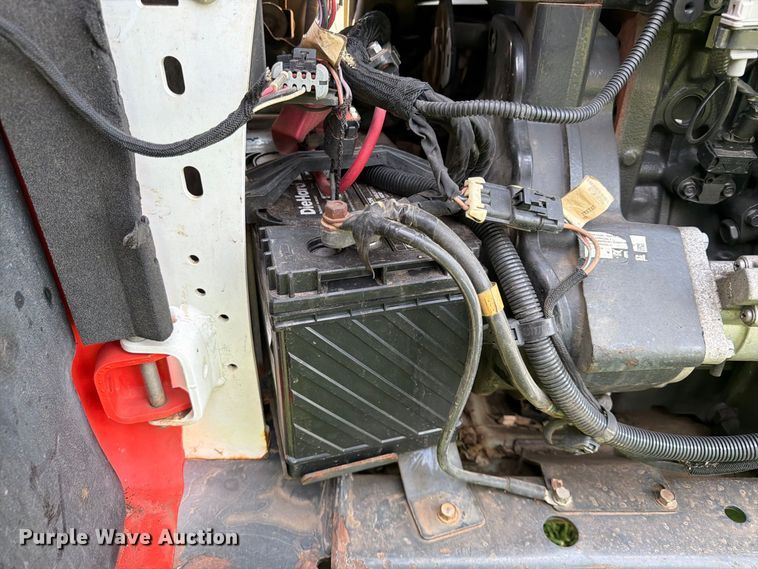 image for item FK3635 2019 Bobcat S570 skid steer loader