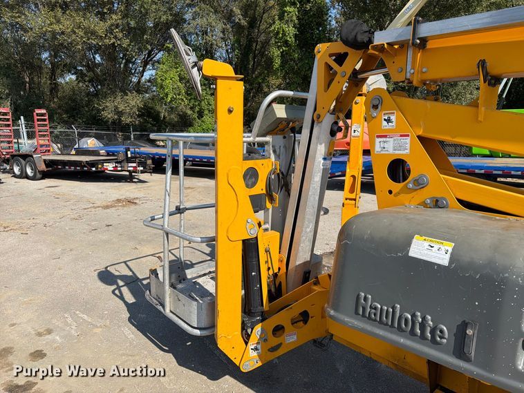 image for item FK3644 2022 Haulotte 4527A boom lift