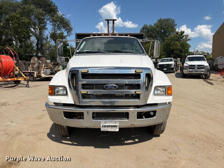 image for item FK3667 2011 Ford F750 flatbed truck