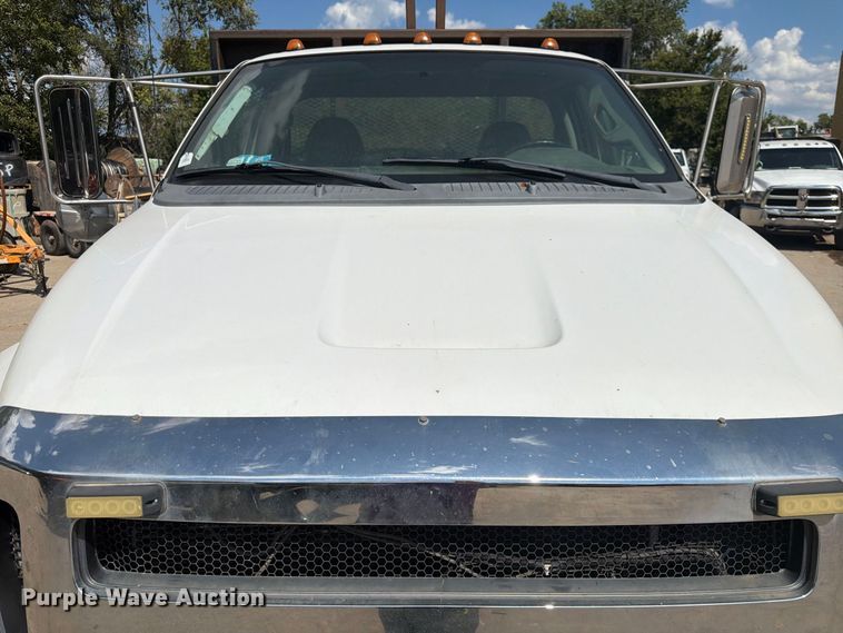 image for item FK3667 2011 Ford F750 flatbed truck