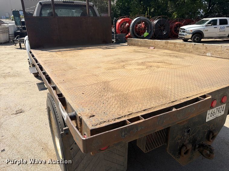 image for item FK3667 2011 Ford F750 flatbed truck