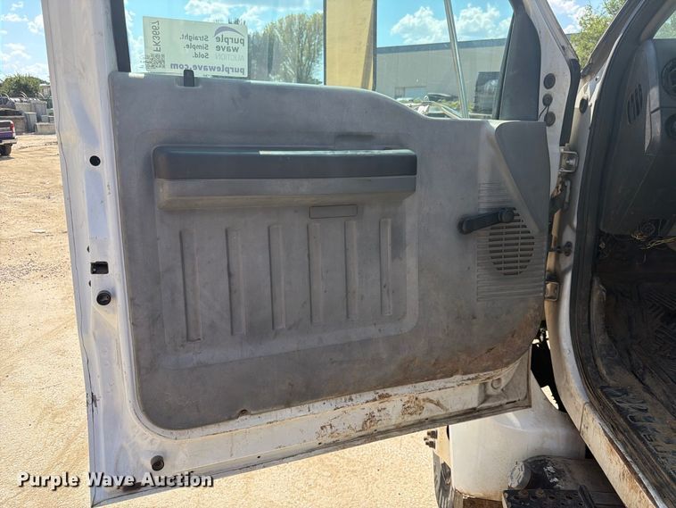 image for item FK3667 2011 Ford F750 flatbed truck