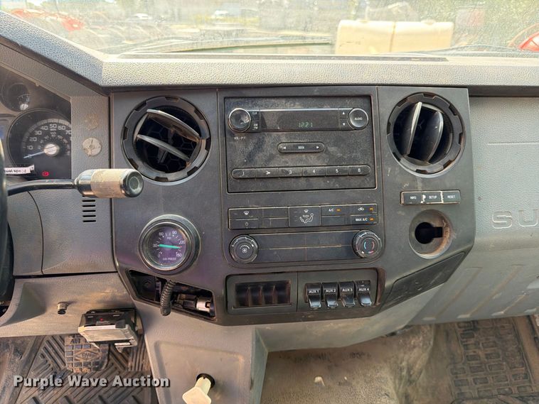image for item FK3667 2011 Ford F750 flatbed truck