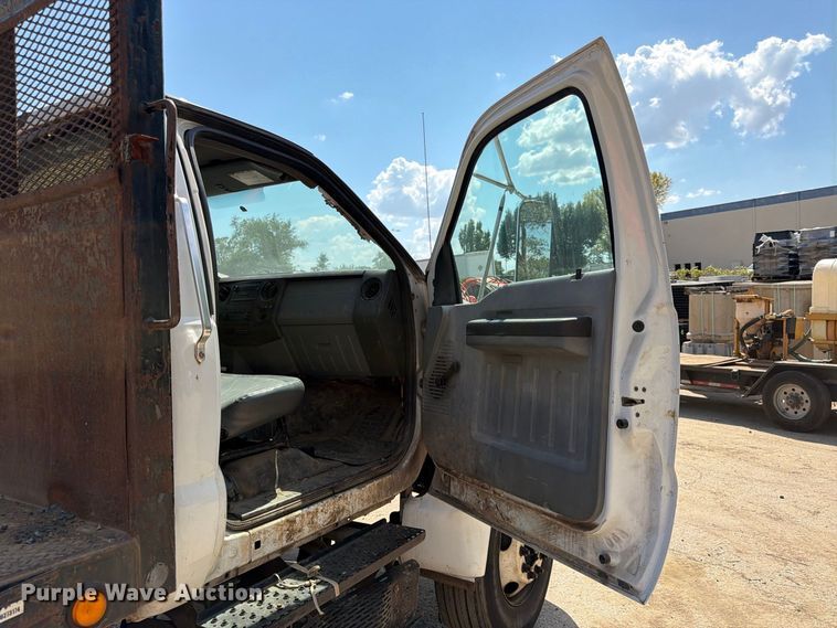 image for item FK3667 2011 Ford F750 flatbed truck