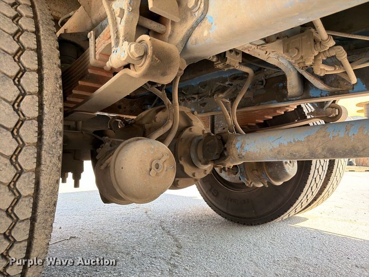 image for item FK3667 2011 Ford F750 flatbed truck