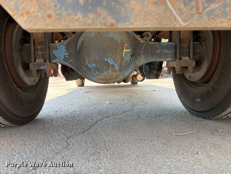 image for item FK3667 2011 Ford F750 flatbed truck