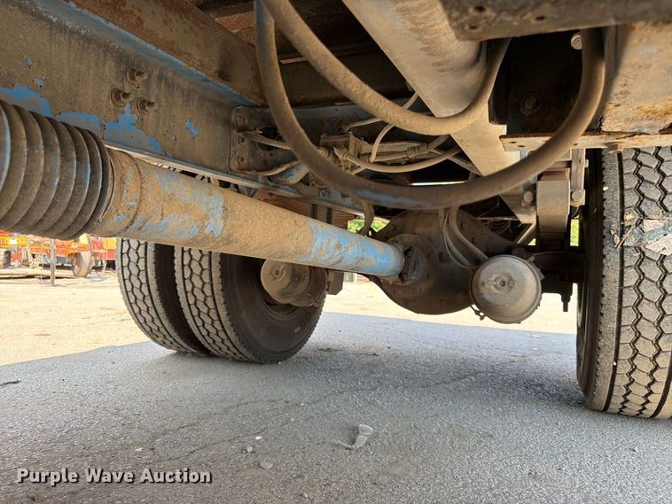 image for item FK3667 2011 Ford F750 flatbed truck