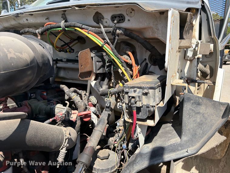 image for item FK3667 2011 Ford F750 flatbed truck