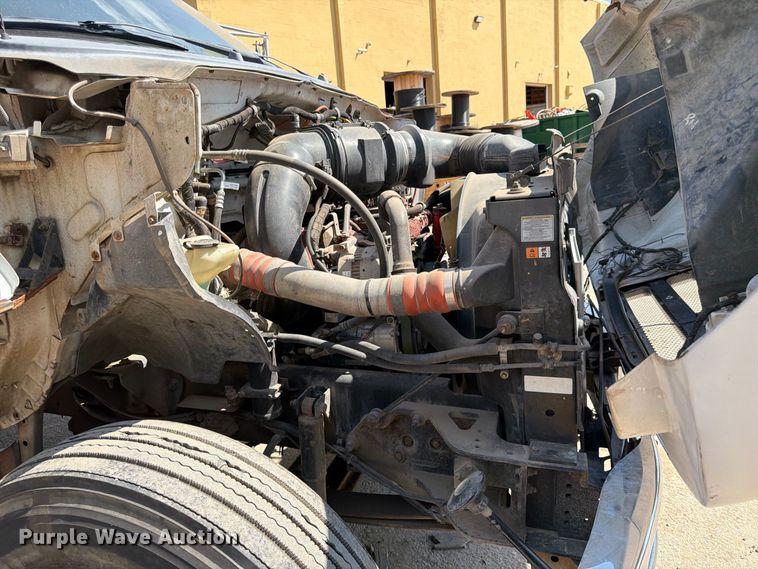 image for item FK3667 2011 Ford F750 flatbed truck