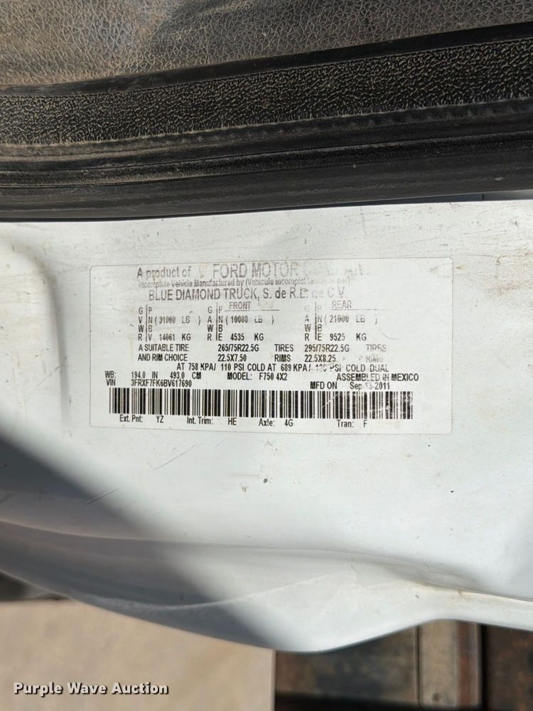 image for item FK3667 2011 Ford F750 flatbed truck