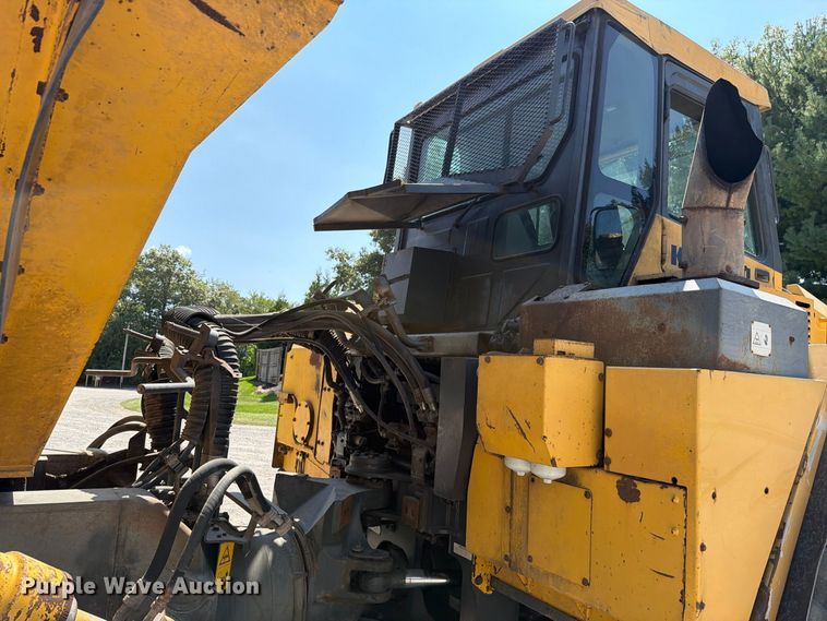 image for item FK4131 2002 Komatsu HM350-1 articulated haul truck