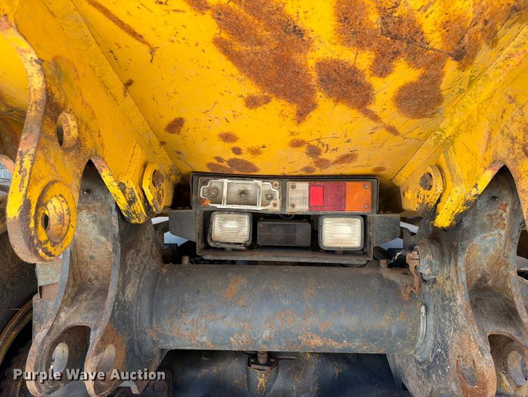 image for item FK4131 2002 Komatsu HM350-1 articulated haul truck