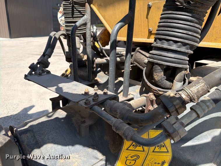 image for item FK4131 2002 Komatsu HM350-1 articulated haul truck