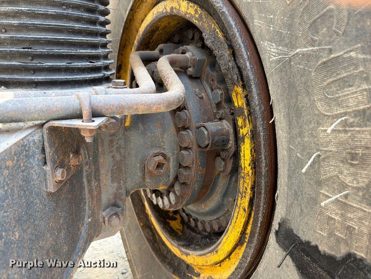 image for item FK4131 2002 Komatsu HM350-1 articulated haul truck