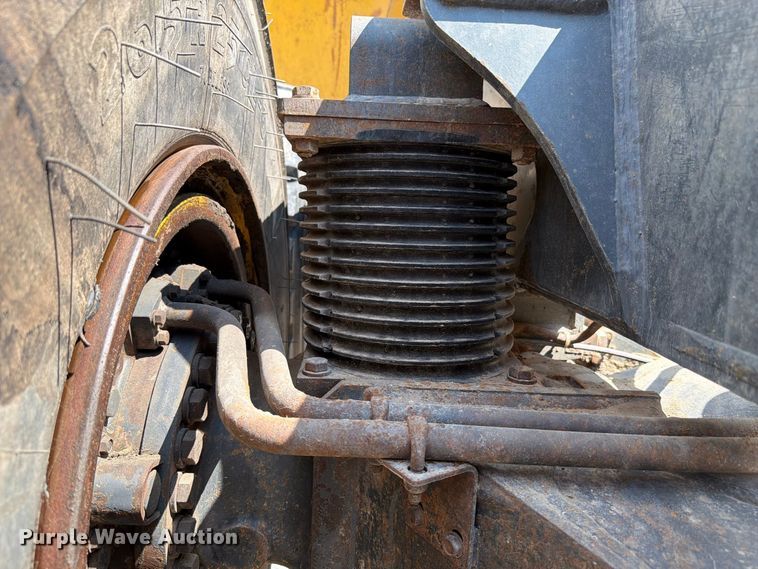 image for item FK4131 2002 Komatsu HM350-1 articulated haul truck