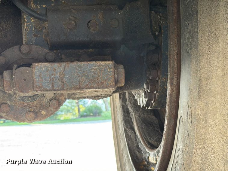 image for item FK4131 2002 Komatsu HM350-1 articulated haul truck