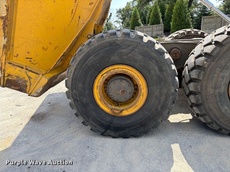 image for item FK4131 2002 Komatsu HM350-1 articulated haul truck