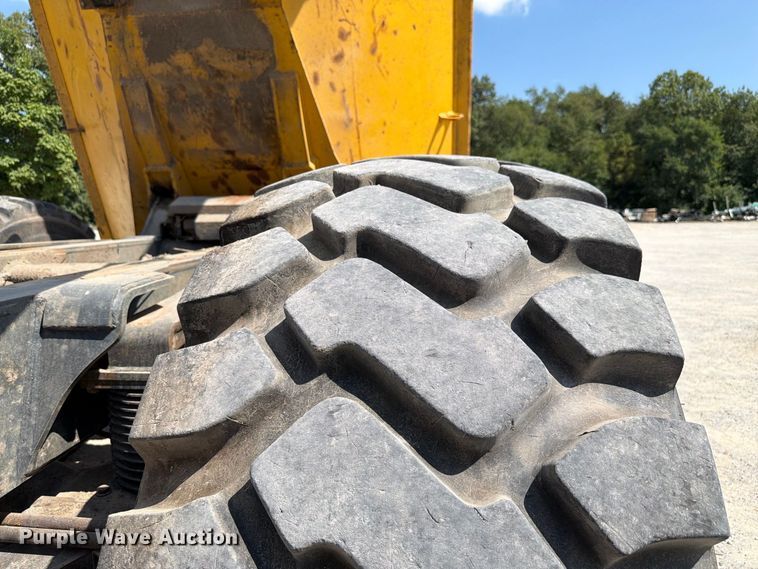 image for item FK4131 2002 Komatsu HM350-1 articulated haul truck
