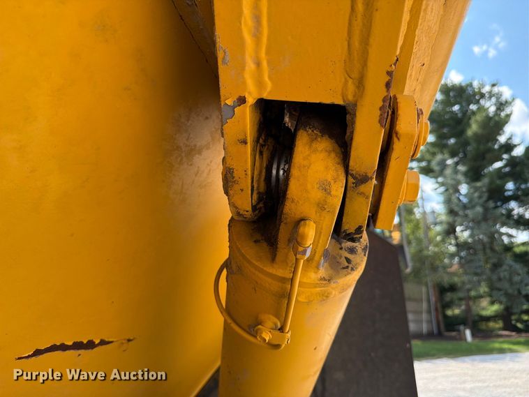 image for item FK4132 2008 Komatsu HM300-2 articulated haul truck