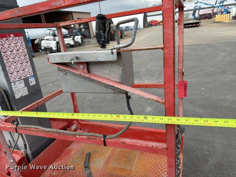 image for item FK4590 2017 Skyjack SJ16 vertical lift