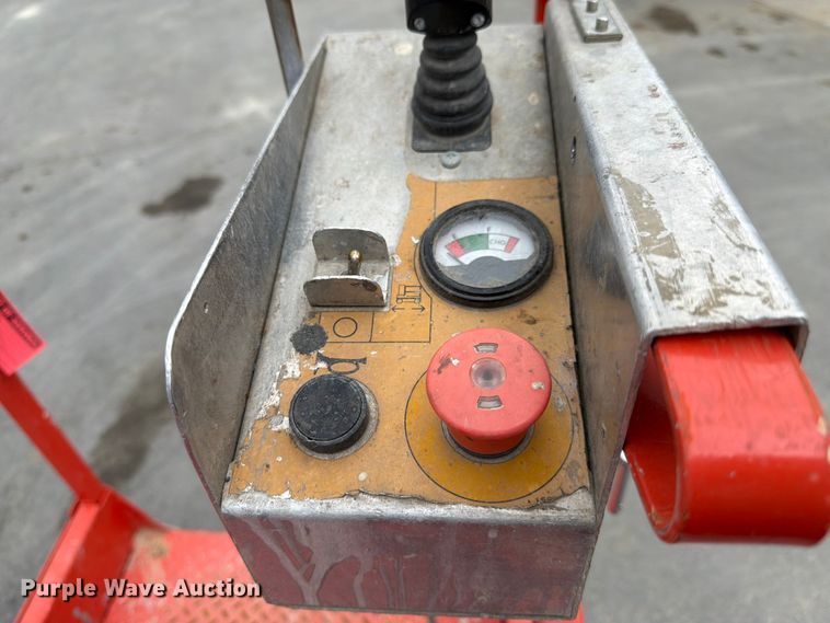 image for item FK4591 2016 Skyjack SJ16 vertical lift