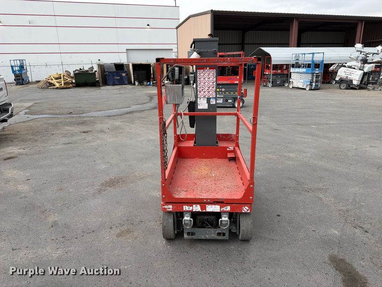 image for item FK4592 2017 Skyjack SJ12 vertical lift
