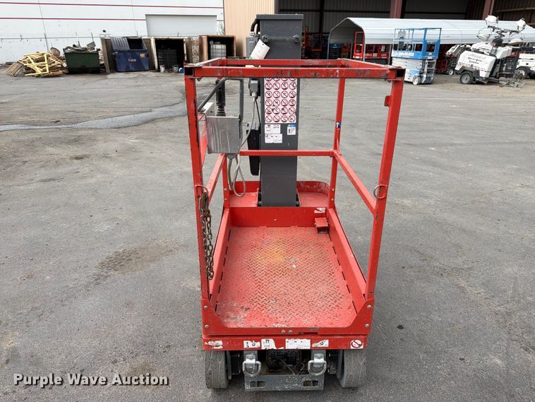 image for item FK4592 2017 Skyjack SJ12 vertical lift
