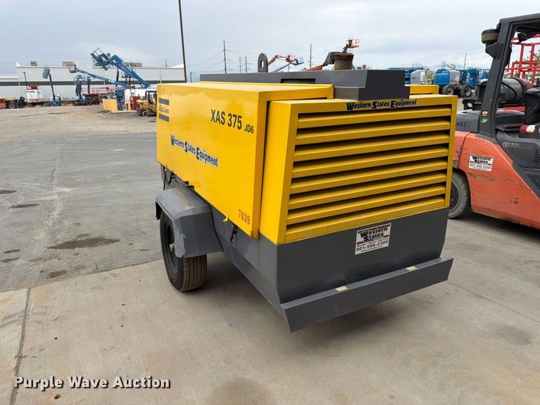 image for item FK4593 Atlas Copco XAS 375 T3 air compressor